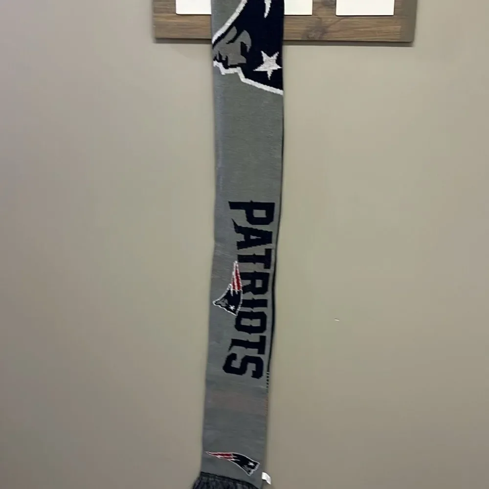 FOCO New England Patriots Winter Reversible Unisex Acrylic Scarf w/ Tassels-OSFM